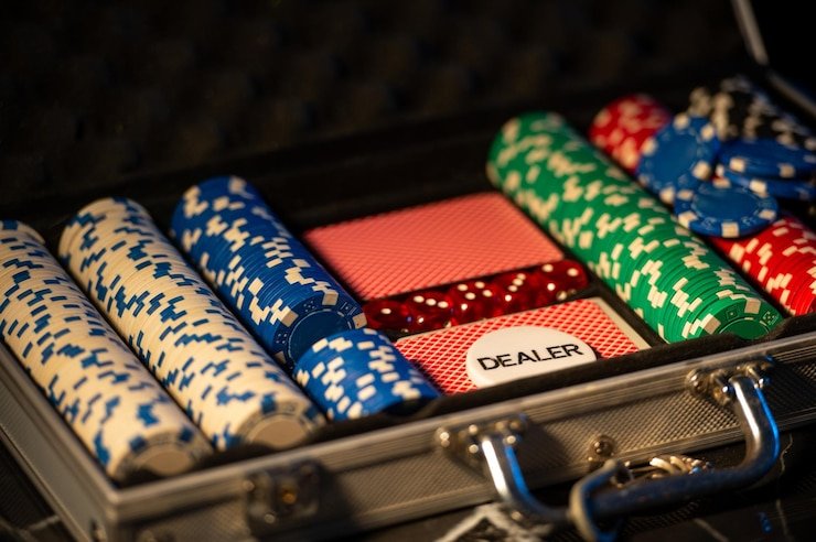 Permainan Koprok kasino langsung di platform navi bet dengan dealer profesional